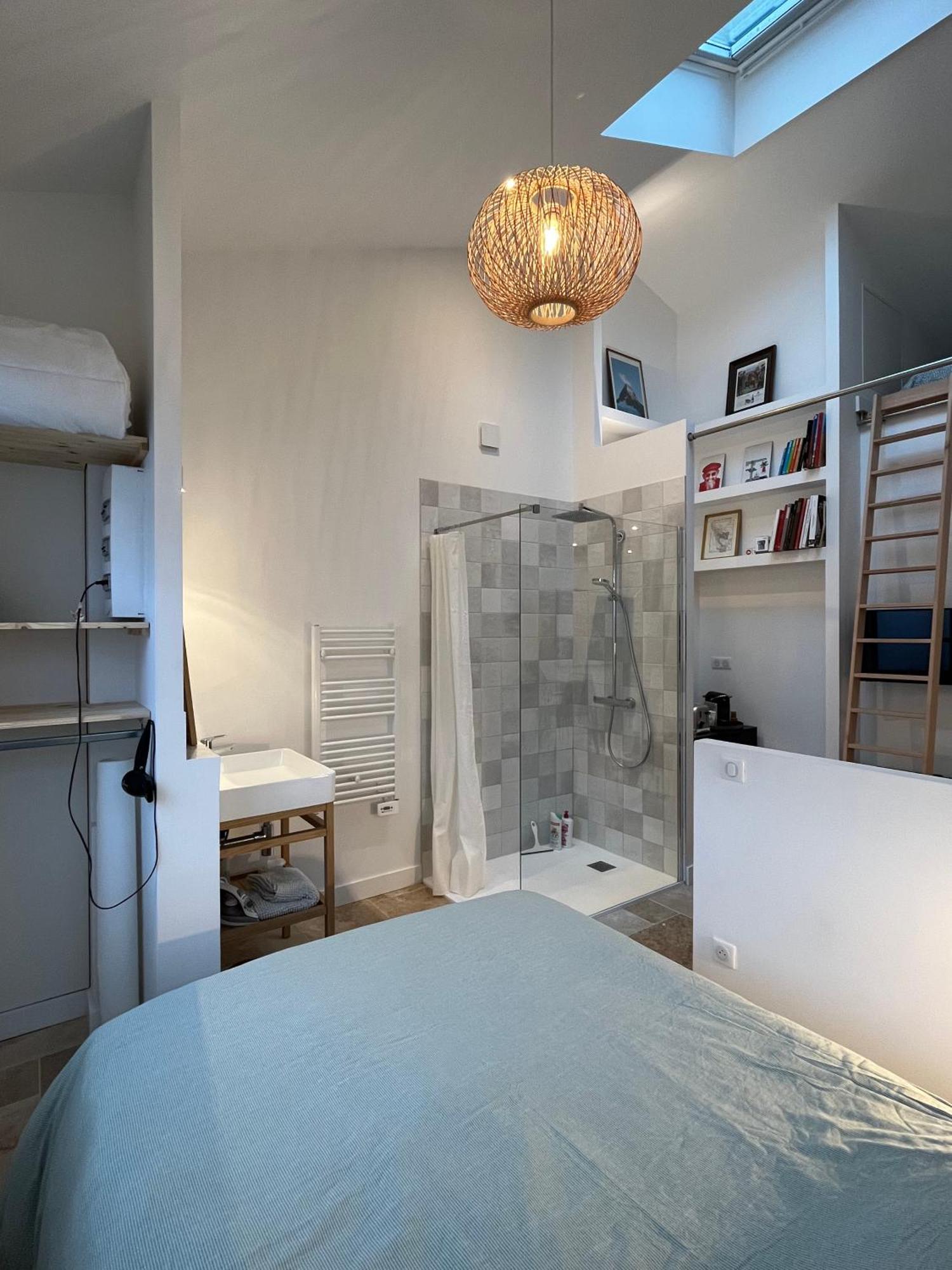 Appartamento Loft Avec Terrasse Et Jardin Angoulême Esterno foto