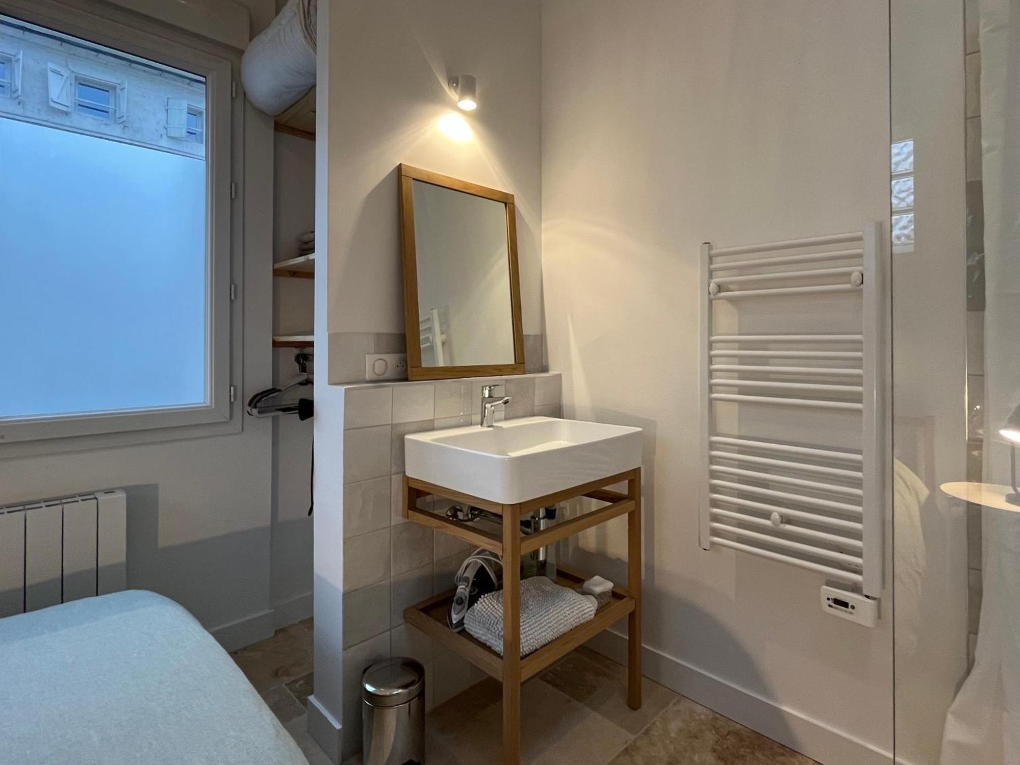 Appartamento Loft Avec Terrasse Et Jardin Angoulême Esterno foto