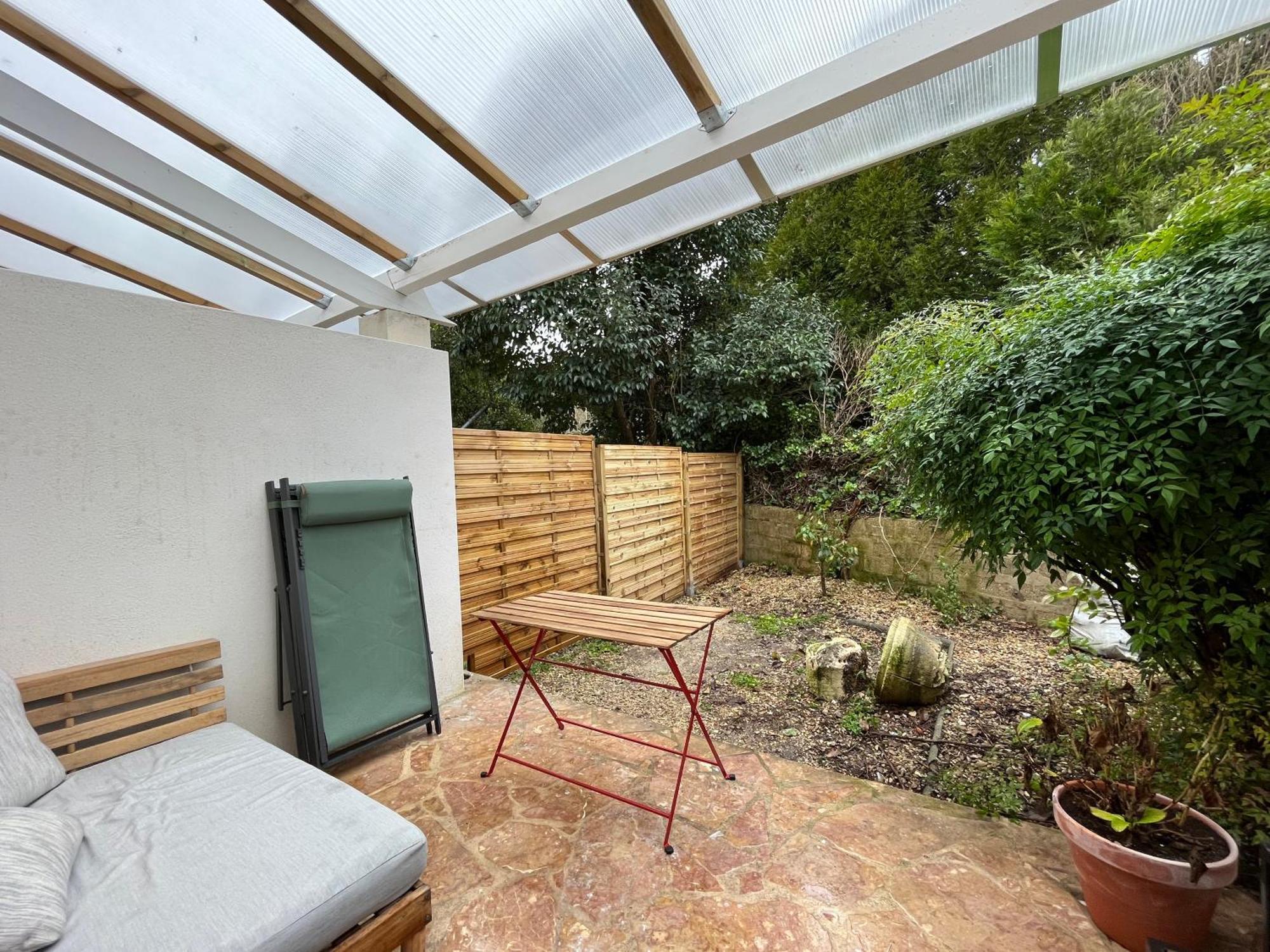 Appartamento Loft Avec Terrasse Et Jardin Angoulême Esterno foto